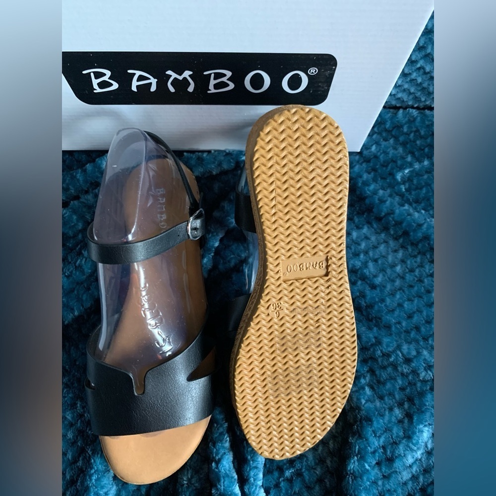 🌸BLACK Bamboo Strap Strappy Sandals in box. New! 2 sizes available. - Picture 4 of 5